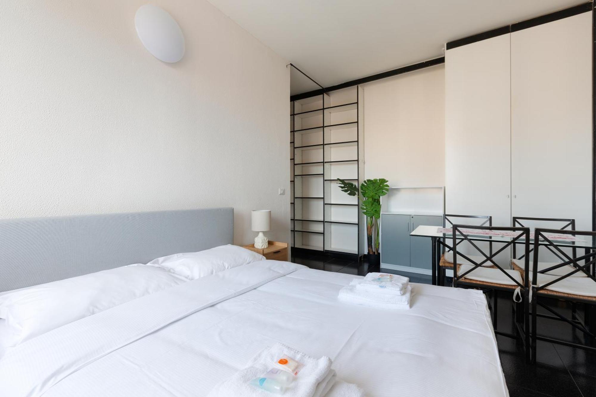 Corvetto M3 - Comfy Apt. With Balcony! Милано Екстериор снимка